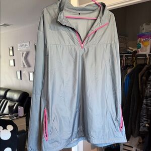 Men’s XXXL Nike Golf Light Gray Pullover with Pink Accent